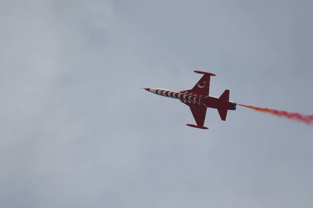 Türk Yıldızları'ndan nefes kesen gösteri - Resim: 13